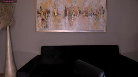 Maddison online show from November 2025 08:08:02 PM