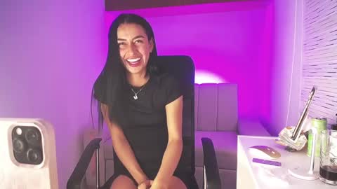 Maddy online show from February 2025 05:02:01 AM