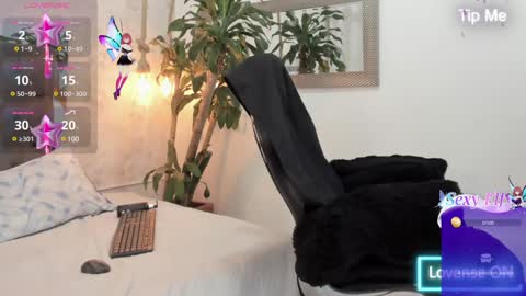 Maddy online show from January 2025 10:49:02 PM