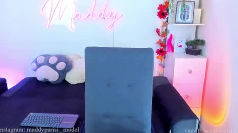 Snapshot of maddy_parisi chatting on April 2026 03:39:01 PM Maddy online show from April 2026 03:39:01 PM