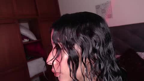 Maddy Parker  online show from March 2025 01:18:01 PM