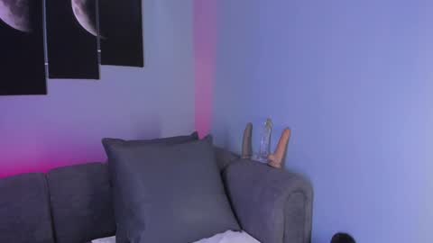 Maddy  online show from January 2025 09:11:02 PM