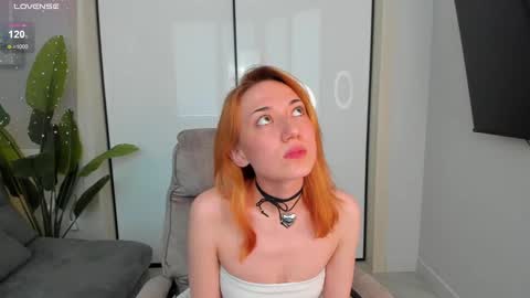 Snapshot of maddygarcia chatting on January 2025 05:54:01 AM maddygarcia online show from January 2025 05:54:01 AM