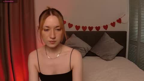 Snapshot of maddygarcia chatting on February 2025 12:08:02 AM maddygarcia online show from February 2025 12:08:02 AM