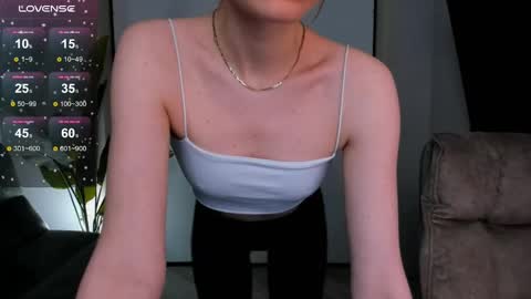 Snapshot of maddygarcia chatting on February 2025 12:54:02 AM maddygarcia online show from February 2025 12:54:02 AM