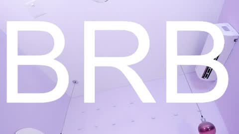 Snapshot of maddyjohnsonn chatting on January 2025 07:04:02 AM maddyjohnsonn online show from January 2025 07:04:02 AM