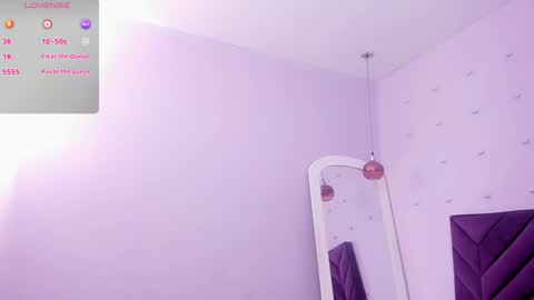 Snapshot of maddyjohnsonn chatting on February 2025 03:32:02 AM maddyjohnsonn online show from February 2025 03:32:02 AM