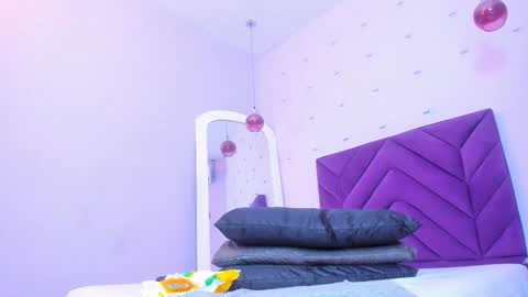 Snapshot of maddyjohnsonn chatting on February 2025 06:41:01 AM maddyjohnsonn online show from February 2025 06:41:01 AM