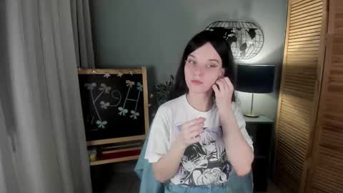 madelaines online show from November 2025 08:47:01 AM