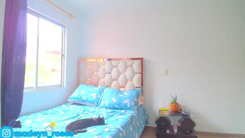 Snapshot of madeyn_roses chatting on March 2025 09:15:01 PM madelyn roses online show from March 2025 09:15:01 PM