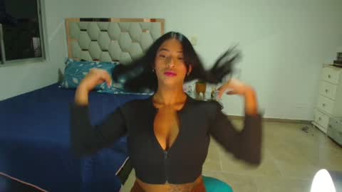 Snapshot of madeyn_roses chatting on March 2025 11:48:01 PM madelyn roses online show from March 2025 11:48:01 PM