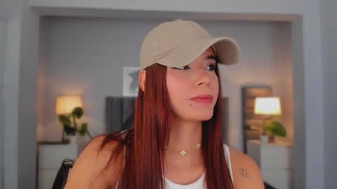 Snapshot of madie_collins7 chatting on October 2025 09:59:02 AM Madie online show from October 2025 09:59:02 AM