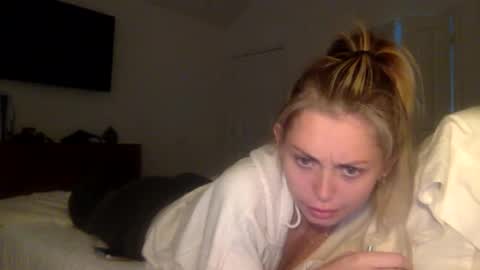 Snapshot of madirose69 chatting on September 2025 12:40:02 PM mari rose online show from September 2025 12:40:02 PM