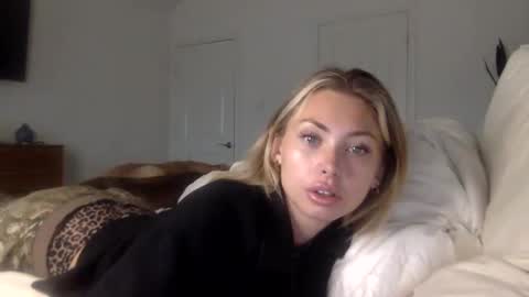 Snapshot of madirose69 chatting on October 2025 01:40:02 PM mari rose online show from October 2025 01:40:02 PM