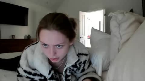 Snapshot of madirose69 chatting on February 2026 05:00:01 PM mari rose online show from February 2026 05:00:01 PM