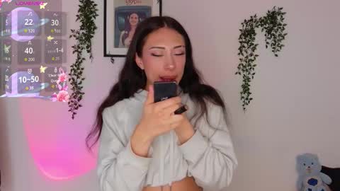 Snapshot of madison__rey chatting on February 2026 01:43:01 AM Madison Rey online show from February 2026 01:43:01 AM