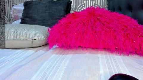   online show from December 2024 09:14:02 AM