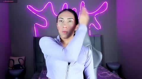 madison_rey__ online show from November 2025 01:10:02 PM