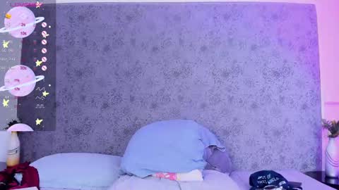 Snapshot of madison_roux chatting on February 2025 09:16:01 AM Madison Roux online show from February 2025 09:16:01 AM