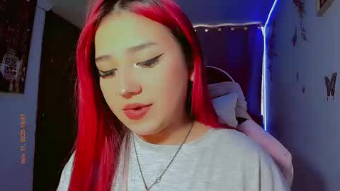 Snapshot of madison_x17 chatting on November 2025 07:47:02 PM madso x17 online show from November 2025 07:47:02 PM