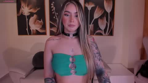 Maddi Collins online show from February 2026 07:58:01 PM