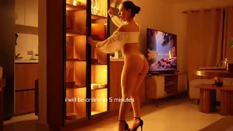 madisonlara online show from June 2026 05:17:02 PM