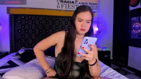 Snapshot of madisson7 chatting on November 2025 03:29:02 AM Madisson online show from November 2025 03:29:02 AM