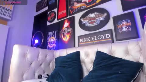 Snapshot of madisson7 chatting on January 2026 03:08:02 AM Madisson online show from January 2026 03:08:02 AM