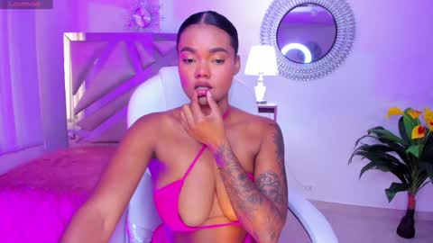 Madisson Davon online show from December 2024 05:58:02 PM