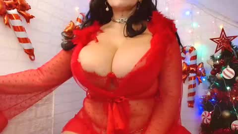 Leena online show from December 2024 10:11:02 PM