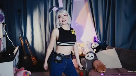 Alice online show from March 2026 08:15:01 PM