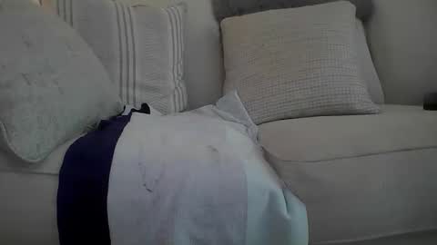 madryan77 online show from April 2026 06:54:02 PM