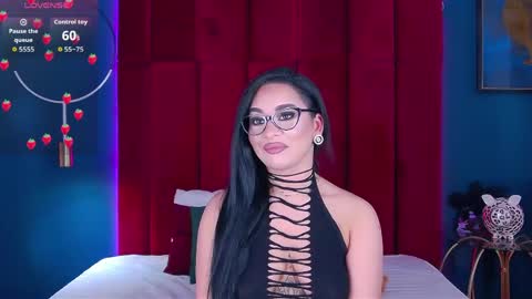 MadyLuxx online show from April 2026 07:08:02 PM