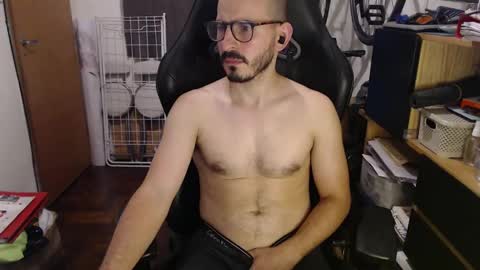 Snapshot of madziula chatting on February 2025 05:04:01 AM Peter online show from February 2025 05:04:01 AM