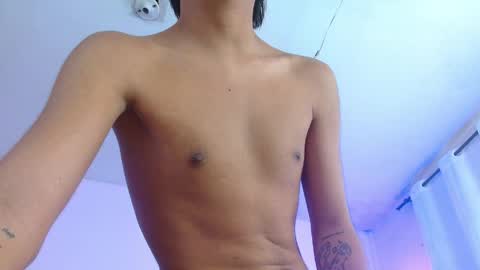 Snapshot of maegor18 chatting on April 2026 09:26:02 PM Maik online show from April 2026 09:26:02 PM