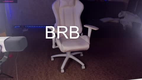 Maevee online show from February 2025 09:34:02 AM