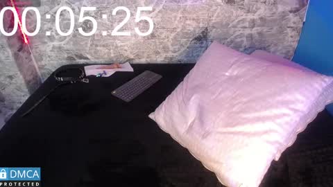 maevekuro online show from March 2025 09:42:02 PM