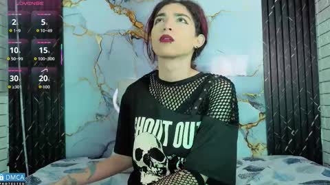 maevekuro online show from October 2025 03:17:02 AM