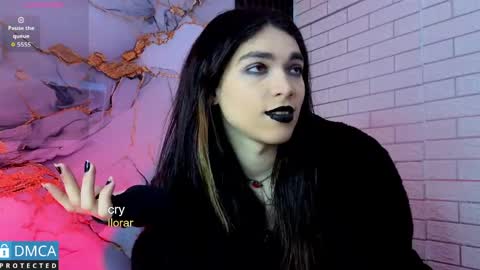 maevekuro online show from May 2026 03:23:01 AM