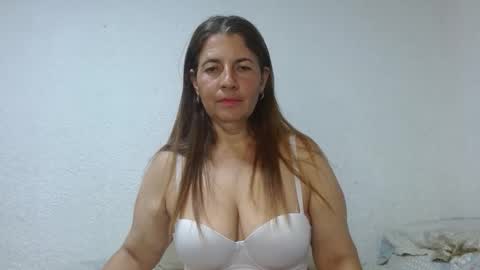 Snapshot of mafe_astor chatting on December 2025 12:38:02 AM mafe online show from December 2025 12:38:02 AM