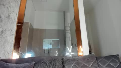 mafearias23 online show from February 2026 02:04:02 PM