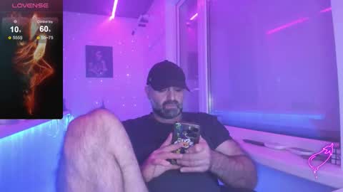 Magabear online show from November 2025 11:08:02 PM