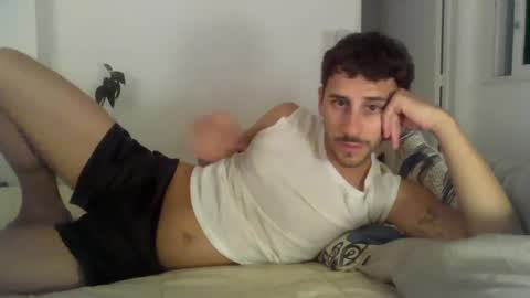 Snapshot of maggicboy29 chatting on March 2026 02:28:02 AM maggicboy29 online show from March 2026 02:28:02 AM