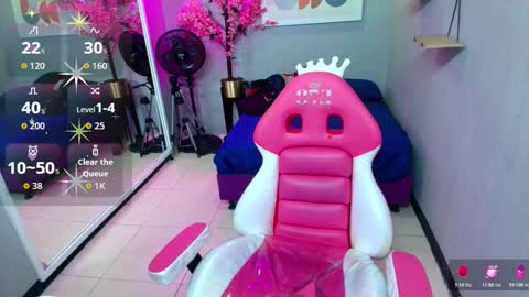 Maggy online show from October 2025 09:23:01 AM