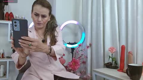 Maghenta-MS mature online show from September 2025 11:37:01 PM