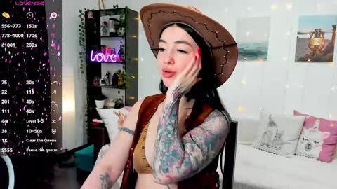 Snapshot of magic_alie chatting on February 2025 09:05:02 PM Magic Allie online show from February 2025 09:05:02 PM