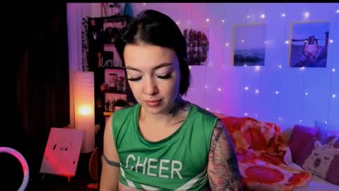 Snapshot of magic_alie chatting on December 2025 06:41:01 AM Magic Allie online show from December 2025 06:41:01 AM