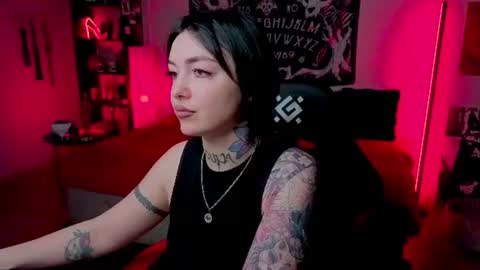 Snapshot of magic_alie chatting on June 2026 08:44:01 PM Magic Allie online show from June 2026 08:44:01 PM