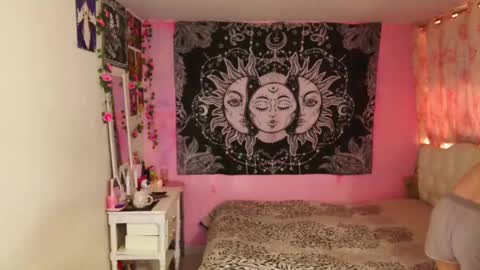 Claire online show from January 2025 01:13:02 PM