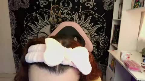 Snapshot of magic_clairewitch chatting on April 2026 09:17:02 PM Claire online show from April 2026 09:17:02 PM